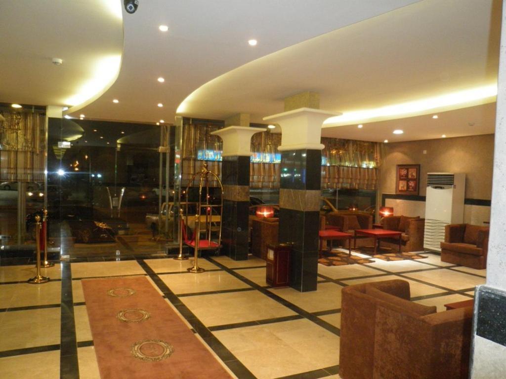 Al Muhaidb Al Nadwa Riad Exterior foto