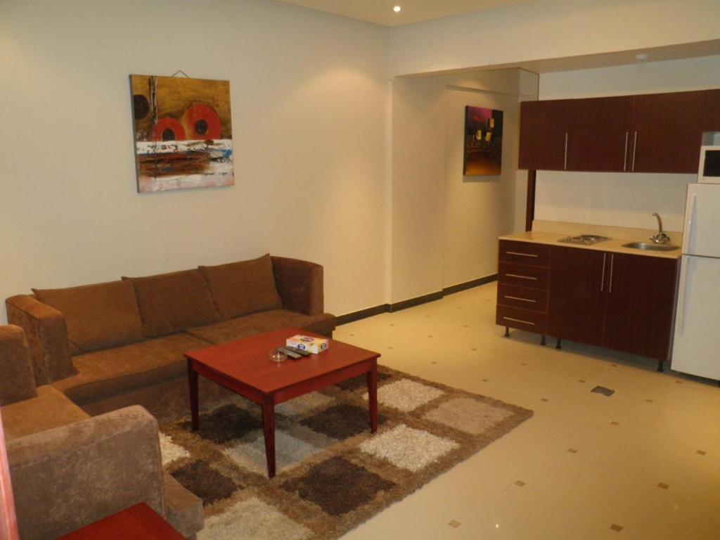 Al Muhaidb Al Nadwa Riad Exterior foto