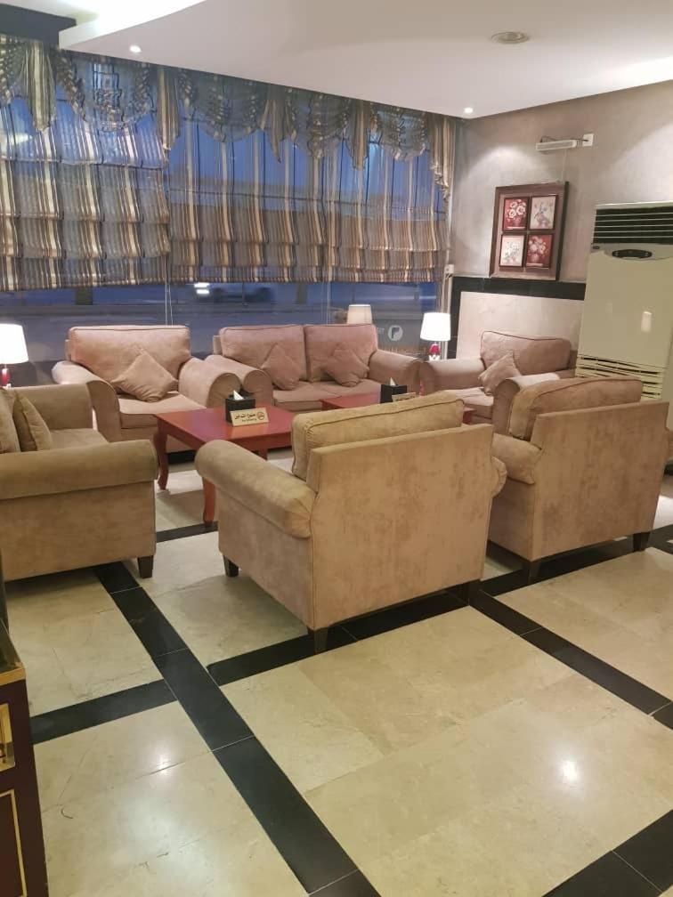 Al Muhaidb Al Nadwa Riad Exterior foto